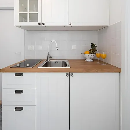 Apartment Irena Tucepi