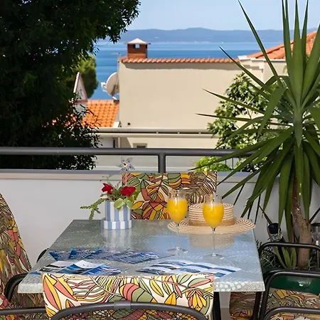 Apartment Irena *