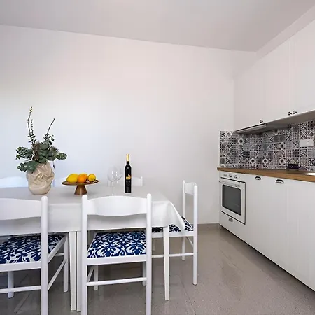 Irena Apartament Tučepi